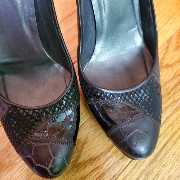 Stuart Weitzman Heels - Picture 4 of 9